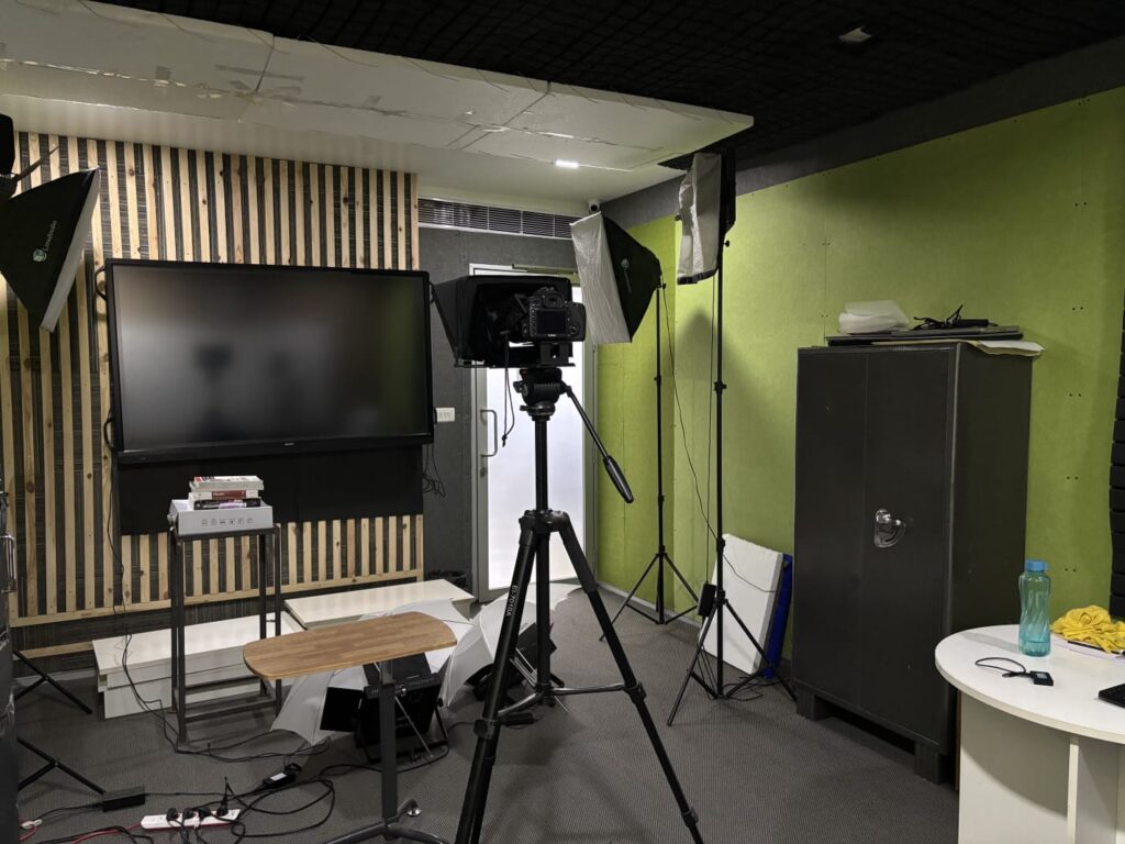 Soundproof Recording Studio for Rent
